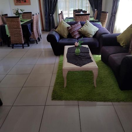 Ramandire B&B Witbank Ngoại thất bức ảnh
