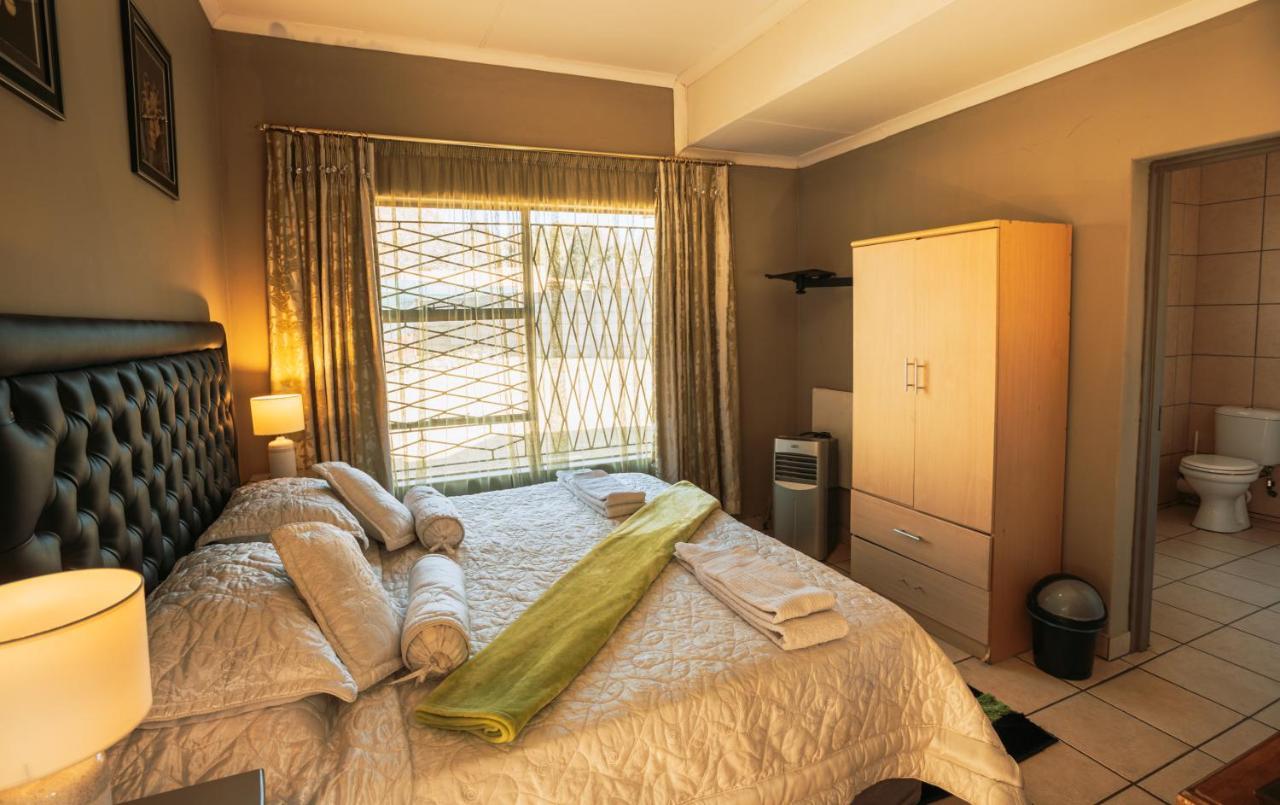 Ramandire B&B Witbank Ngoại thất bức ảnh