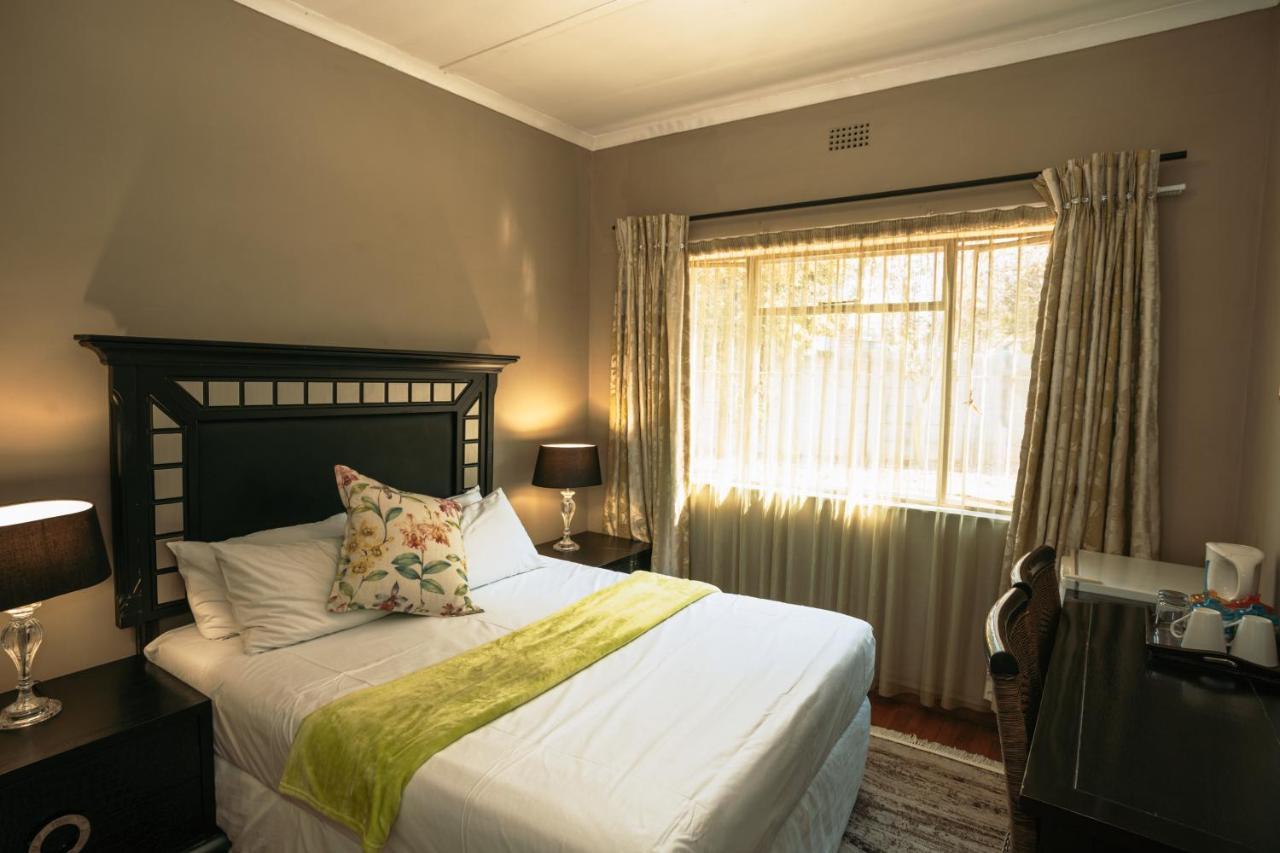 Ramandire B&B Witbank Ngoại thất bức ảnh